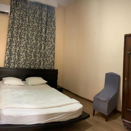 Tbilisi Central Street Cosy Apartments ภายนอก รูปภาพ