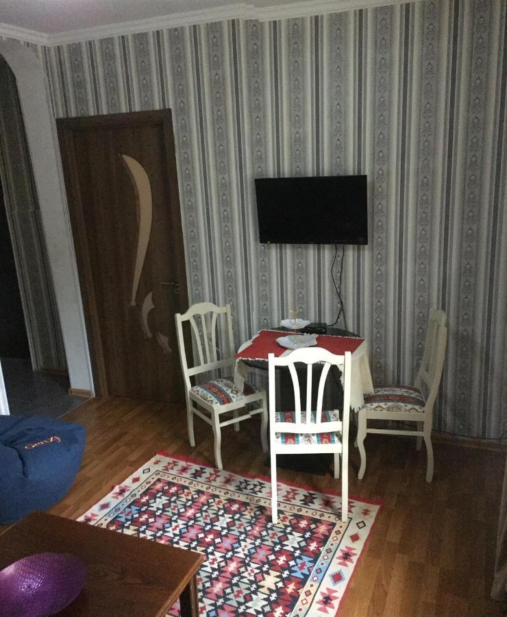 Tbilisi Central Street Cosy Apartments ภายนอก รูปภาพ